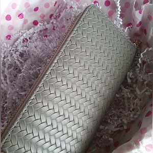 Gorgeous Gray Textured Pattern Vegan Leather Wallet